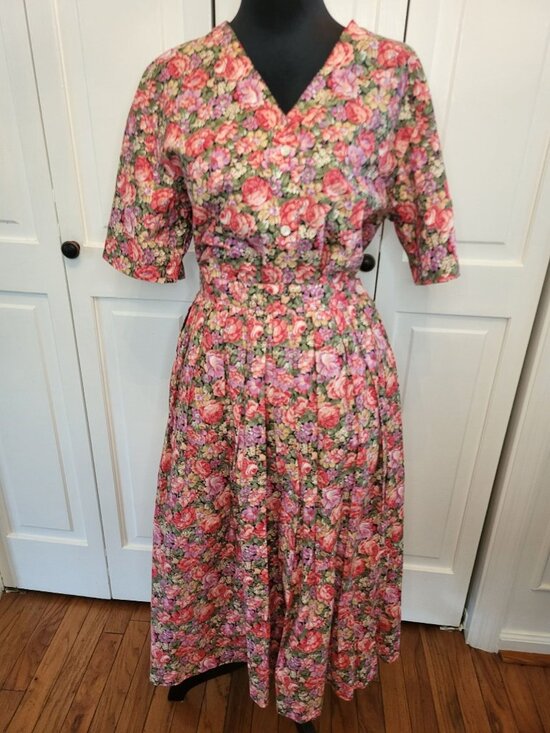 herman geist Dresses & Skirts - Vintage 80s Herman Geist Pink Rose Floral Cotton Skirt Blouse 10 Cottage Preppy